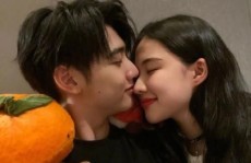 51吃瓜黑料入口，51国产黑料吃瓜张津瑜及幼生劈腿四个富婆的瓜？男演员被拙荆搞垮身体？白敬亭宋轶恋爱细节？虞书欣气哭丁禹兮？及欧美一级片杰作-欧美一级片杰作下载装备版V8，发文力挺渣男老公的娱笑圈“好